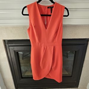 BCBG Maxazria Bright Poppy red sleevless vneck formal dress- size 4